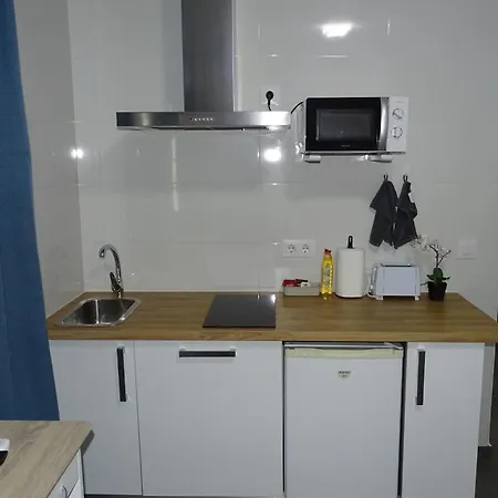 Asis Apartment *